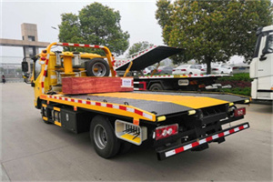 双鸭山道路救援拖车报价